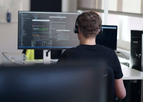 Back end & API development - Cloud App Development Services - Lemberg Solutions.jpg Back end & API development - Cloud App Development Services - Lemberg Solutions.jpg